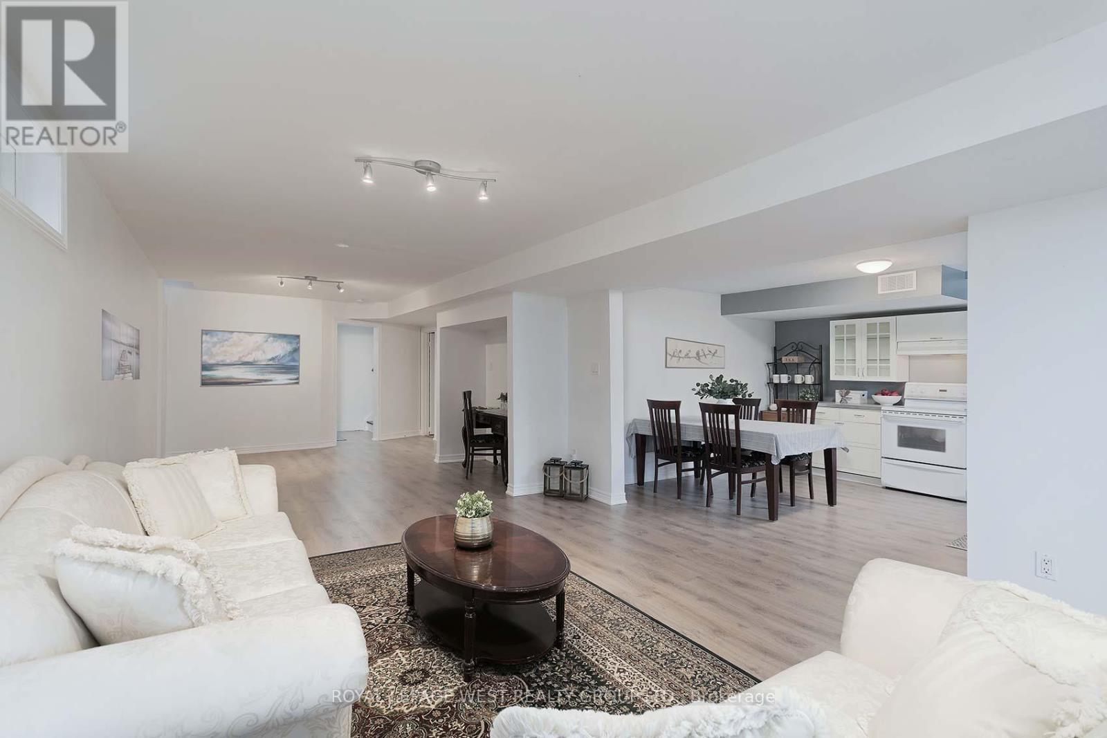 370 Royalpark Way, Vaughan, Ontario  L4H 1K1 - Photo 28 - N12142275