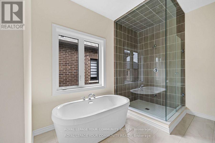 96 Weslock Crescent, Aurora, Ontario  L4G 7Y9 - Photo 16 - N12142330
