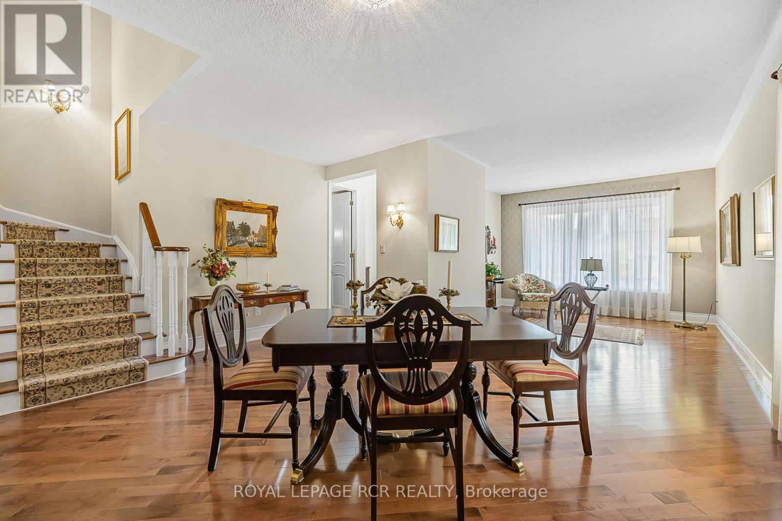 31 Emerald Heights Drive, Whitchurch-Stouffville, Ontario  L4A 0C8 - Photo 8 - N12142380