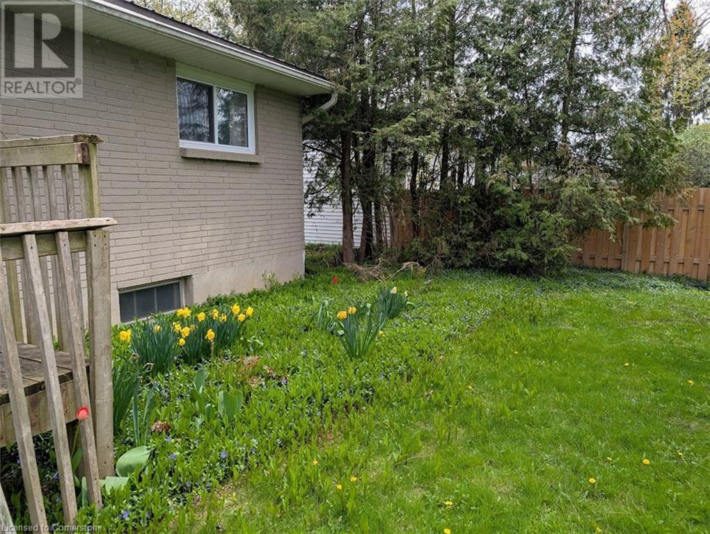 Photo 21 of 23 for 323 Marlborough Street