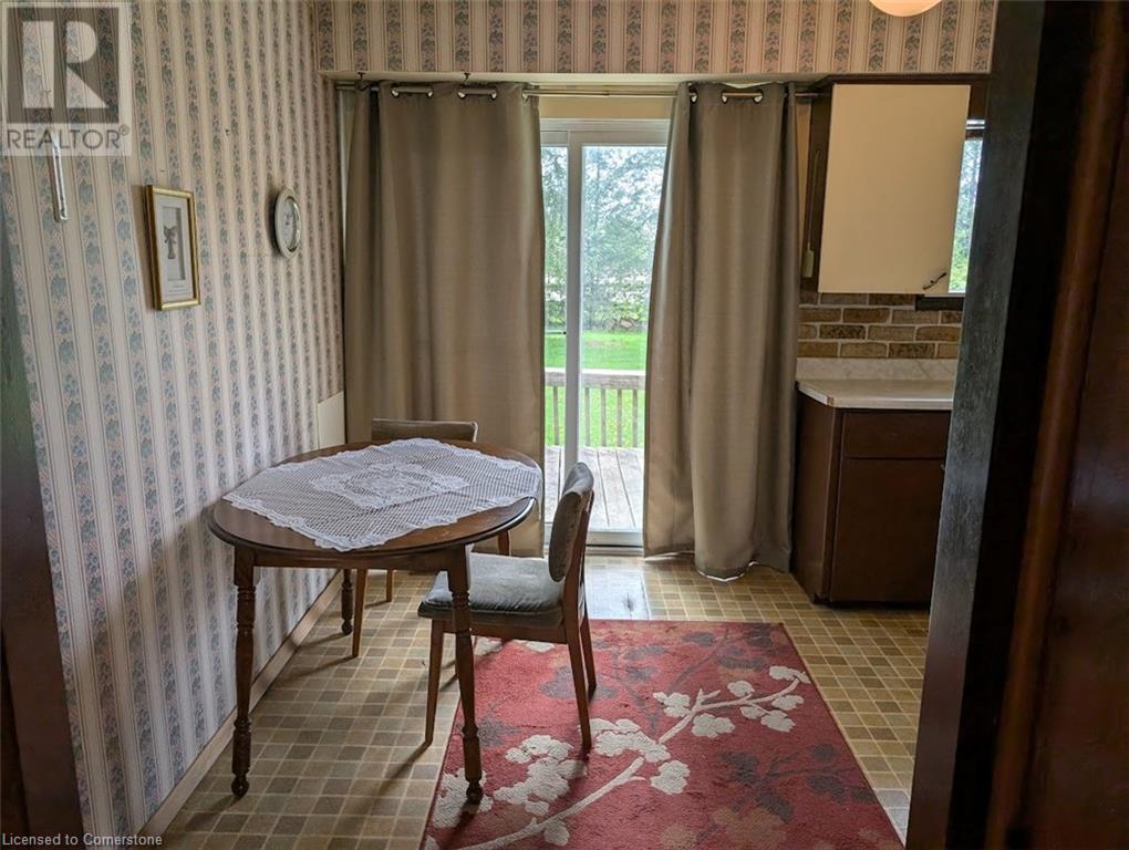 Photo 4 of 23 for 323 Marlborough Street