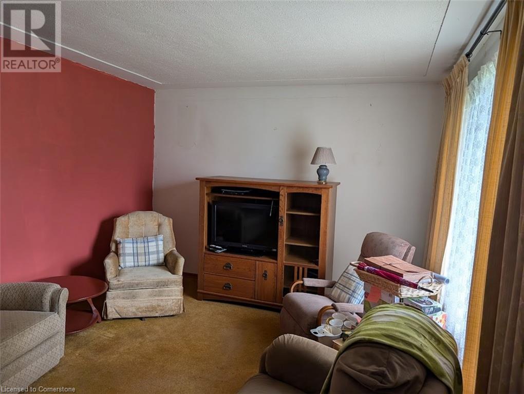 Photo 6 of 23 for 323 Marlborough Street