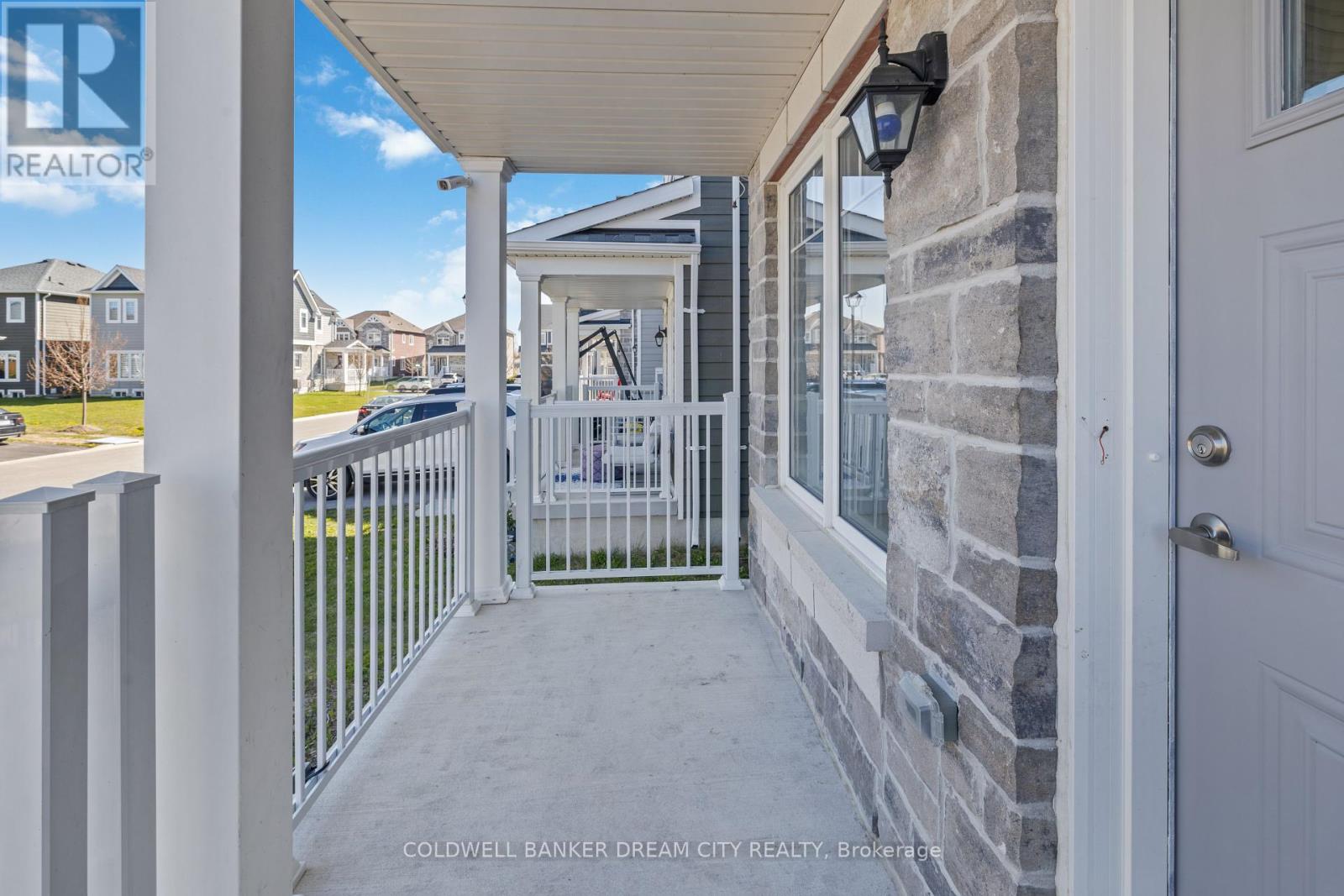 Property at 22 CATAMARAN DRIVE image 5