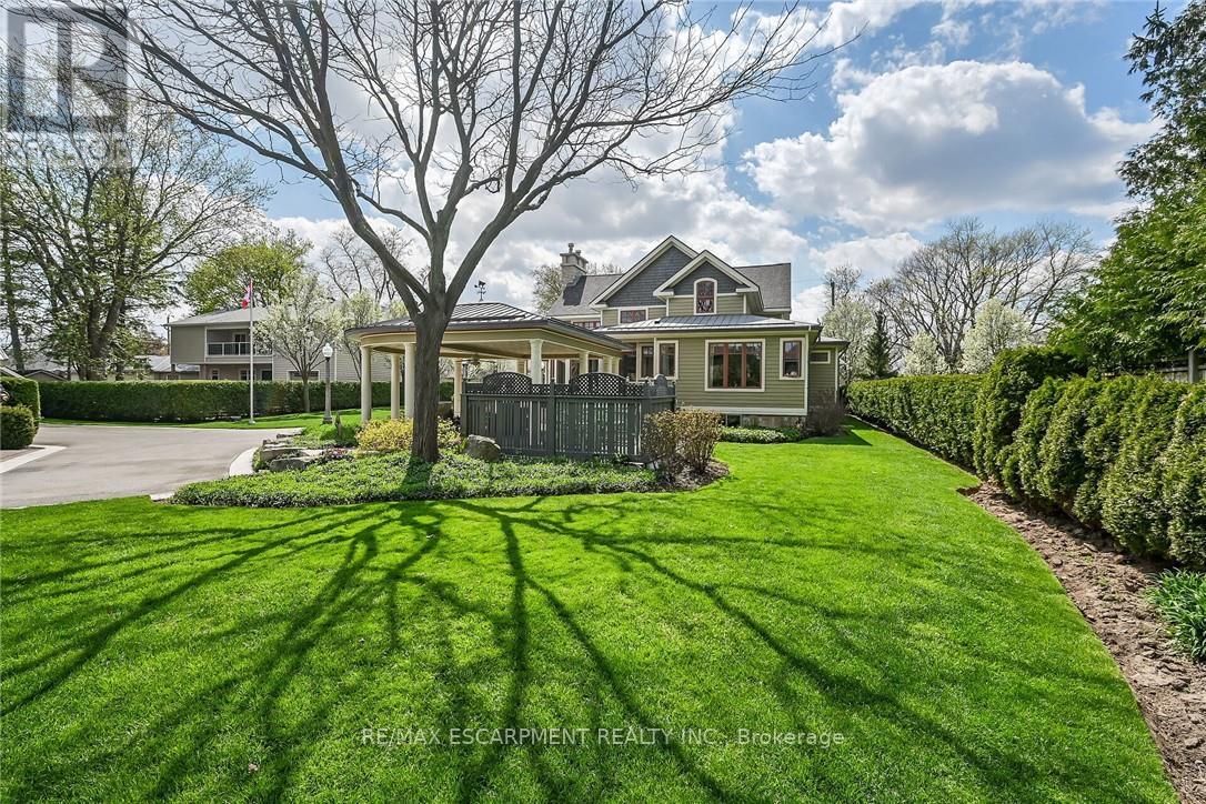 285 Hamilton Drive, Hamilton, Ontario  L9G 2A9 - Photo 46 - X12135478