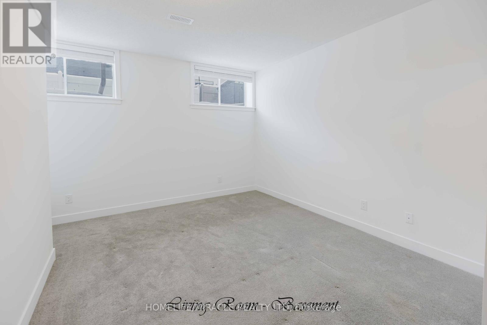 815 Wooler Place, Ottawa, Ontario  K1T 0X2 - Photo 32 - X12142068