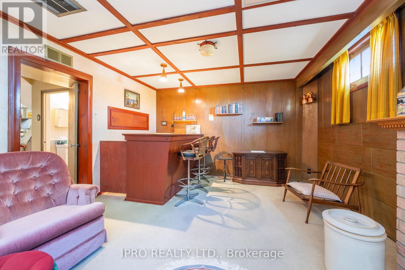32 Cloverhill Road, Toronto, Ontario  M8Y 1T3 - Photo 33 - W12137258