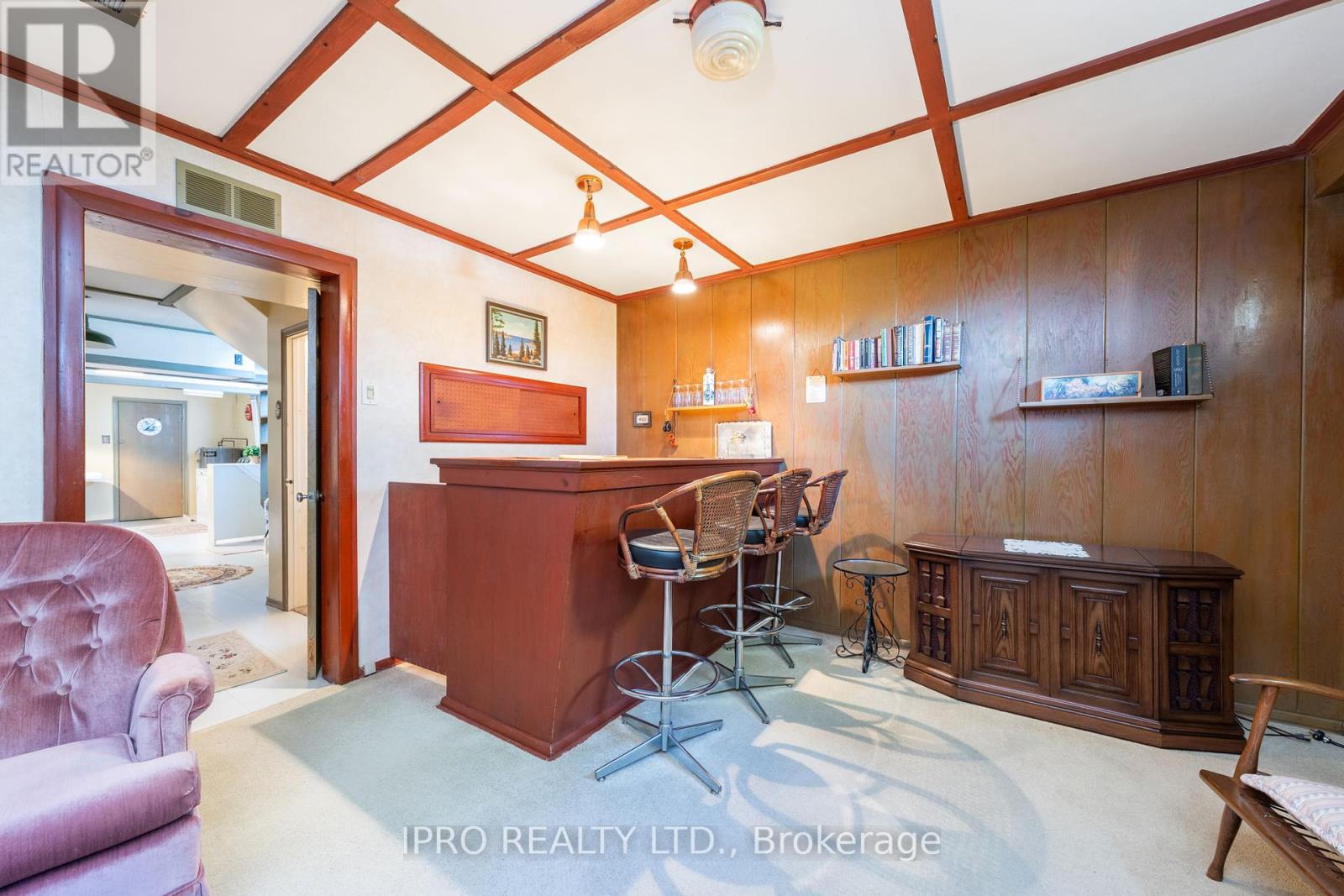 32 Cloverhill Road, Toronto, Ontario  M8Y 1T3 - Photo 31 - W12137258