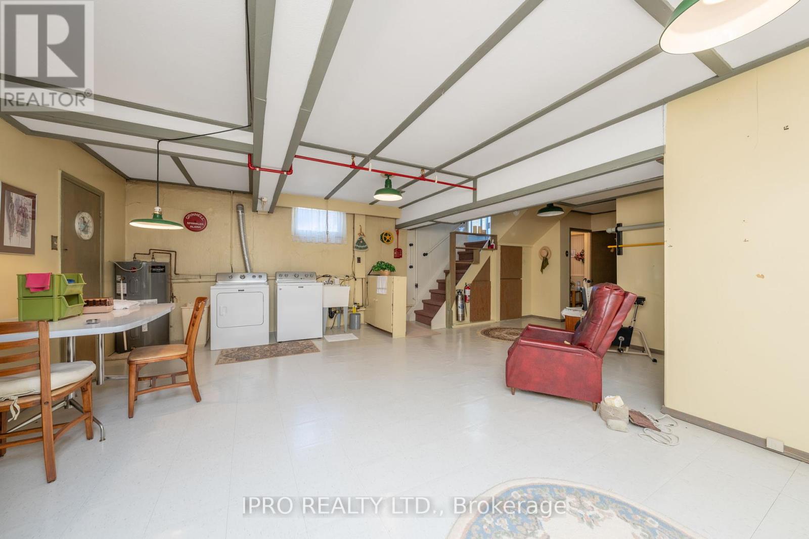 32 Cloverhill Road, Toronto, Ontario  M8Y 1T3 - Photo 26 - W12137258