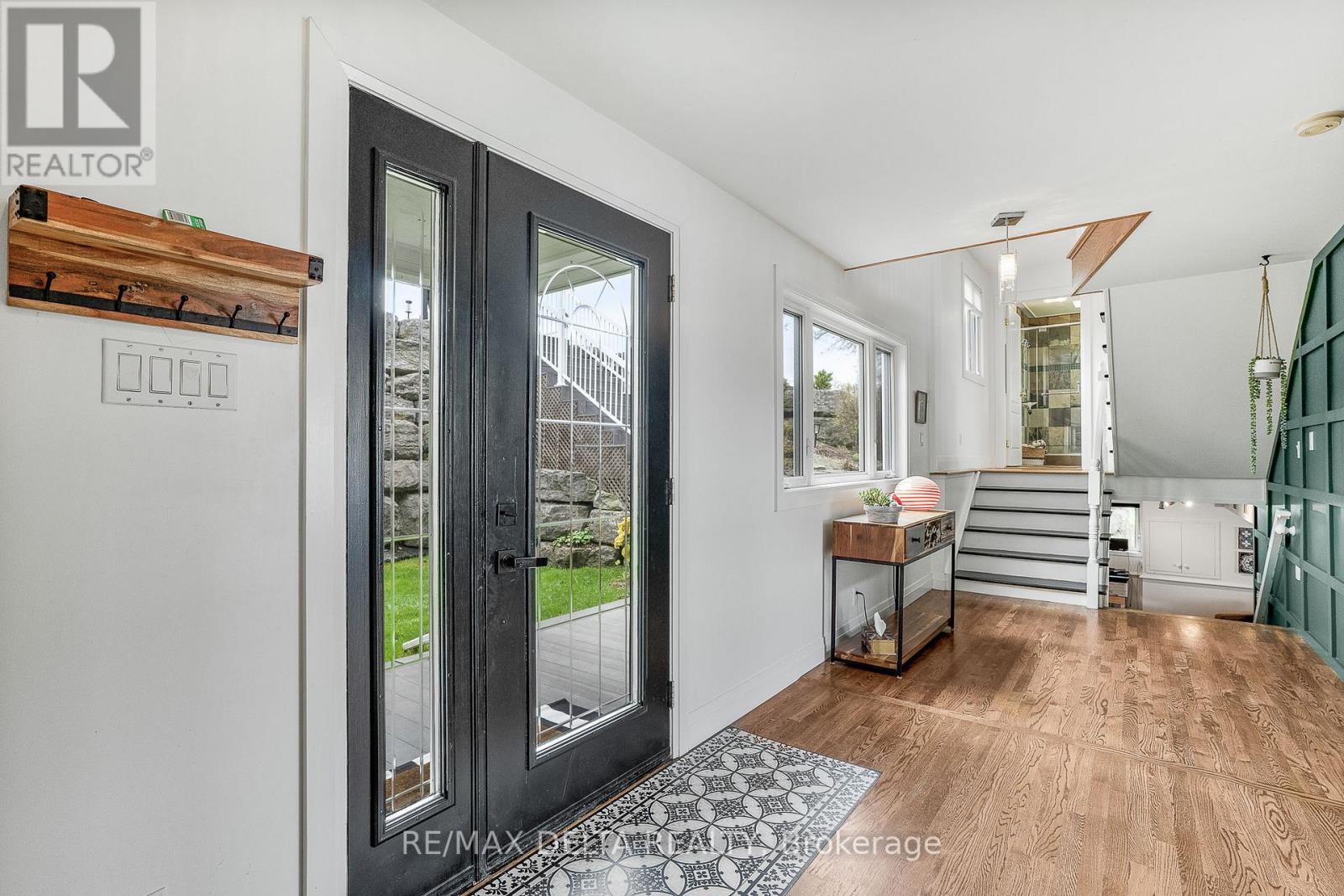 9196 County Road 17 Road, Clarence-Rockland, Ontario  K4K 1K9 - Photo 4 - X12142410