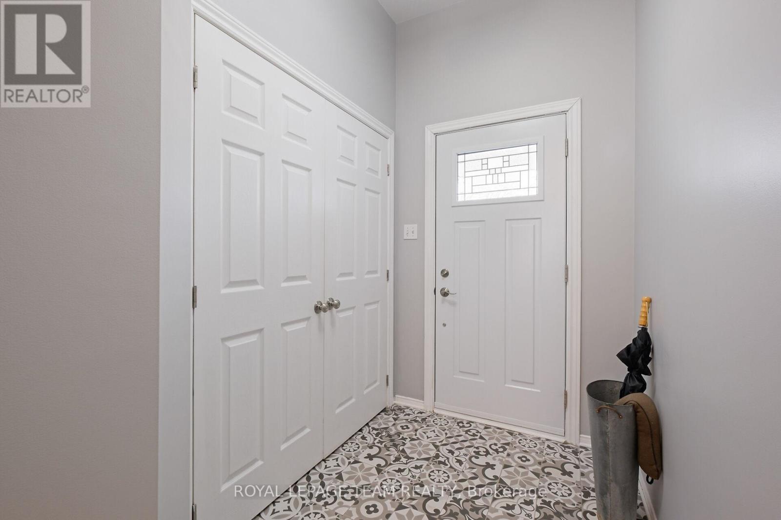129 - 212 Meadowbreeze Drive, Ottawa, Ontario  K2M 3A9 - Photo 4 - X12142455
