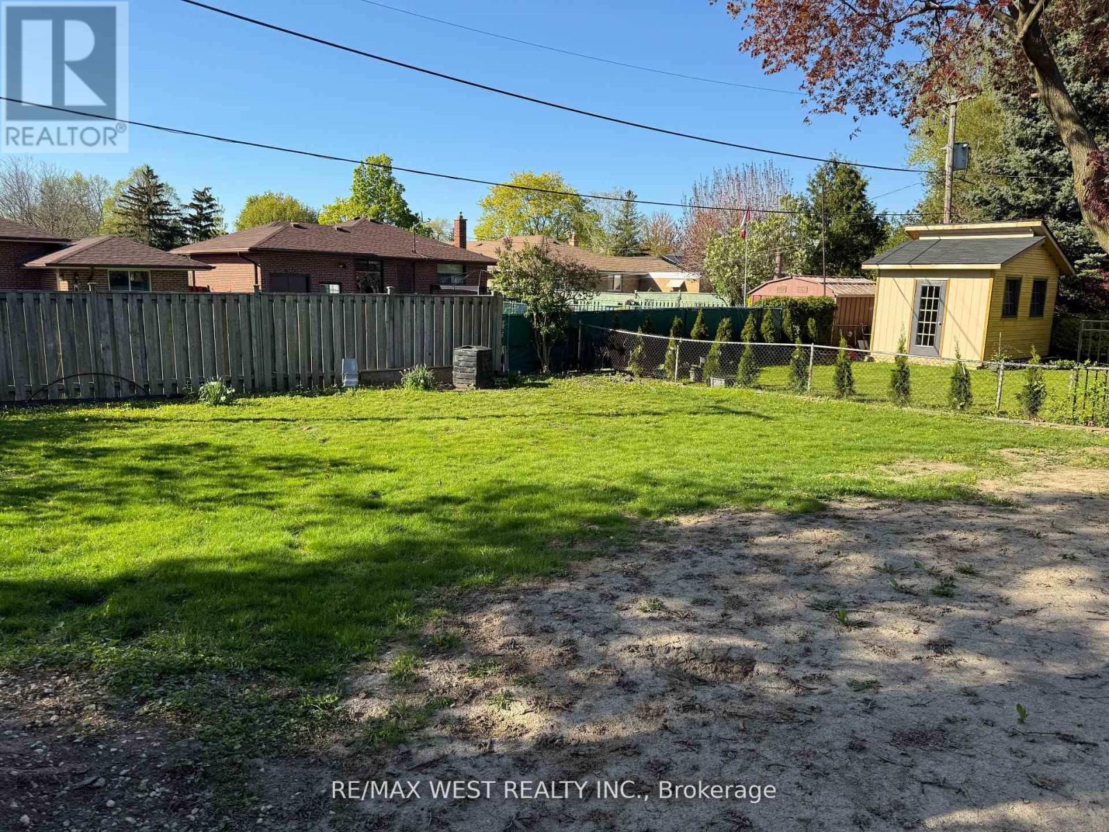 Bsmt - 10 Tynevale Drive, Toronto, Ontario  M9R 2B4 - Photo 9 - W12142264