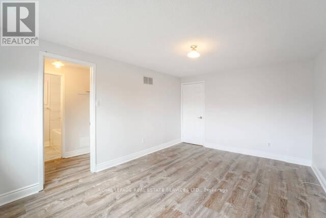 6 Albemarle Court, Brampton, Ontario  L6Z 1R4 - Photo 13 - W12142290