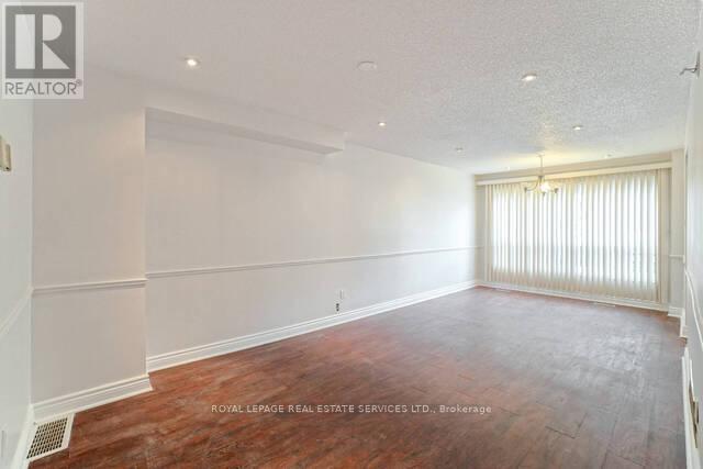 6 Albemarle Court, Brampton, Ontario  L6Z 1R4 - Photo 4 - W12142290