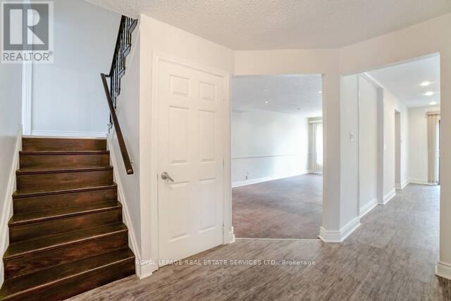 6 Albemarle Court, Brampton, Ontario  L6Z 1R4 - Photo 9 - W12142290