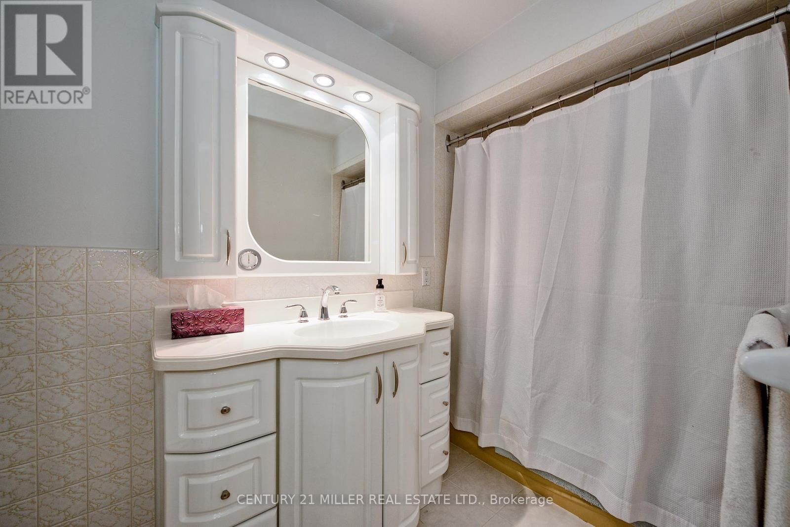 200 Morrison Road, Oakville, Ontario  L6J 4J4 - Photo 28 - W12142307