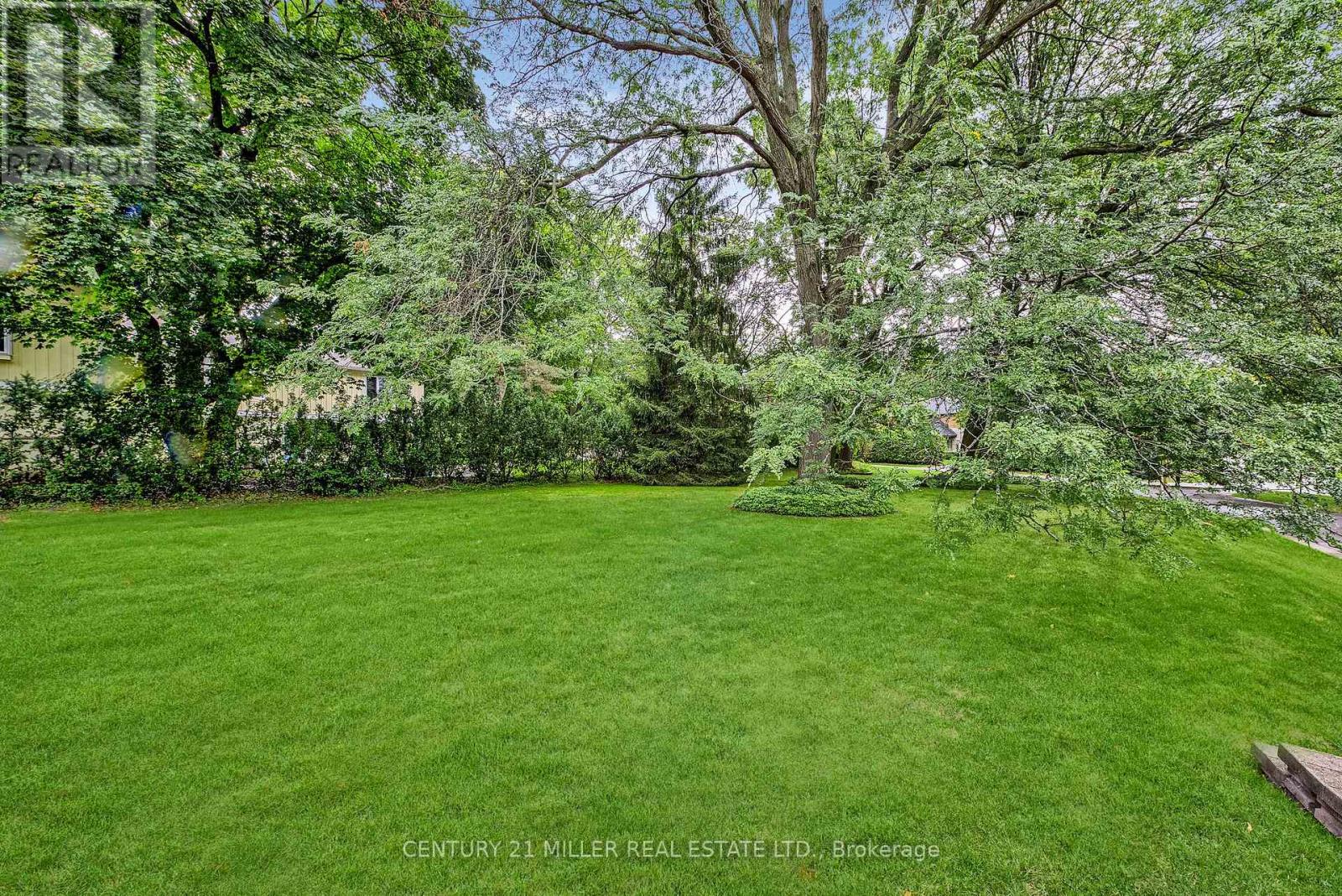 200 Morrison Road, Oakville, Ontario  L6J 4J4 - Photo 6 - W12142307