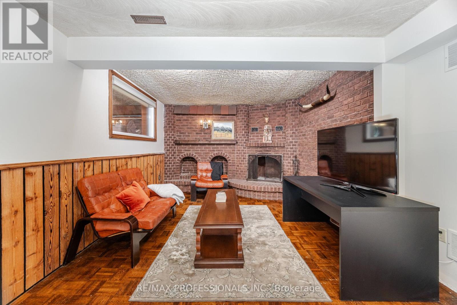 9 Wingrove Hill, Toronto, Ontario  M9B 2C3 - Photo 27 - W12142366