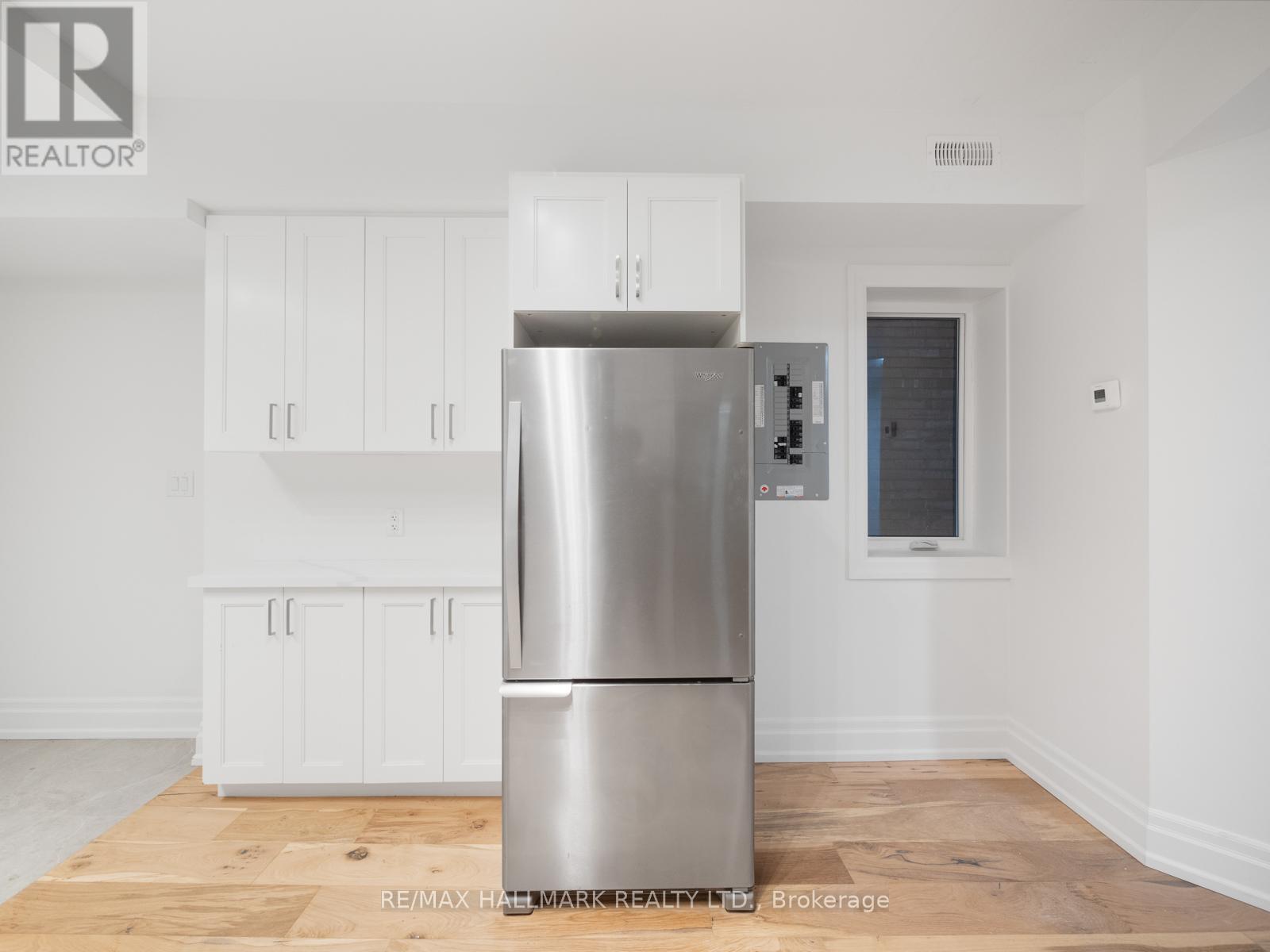Main - 547 Indian Road, Toronto (High Park North), Ontario  M6P 2B9 - Photo 11 - W12142392