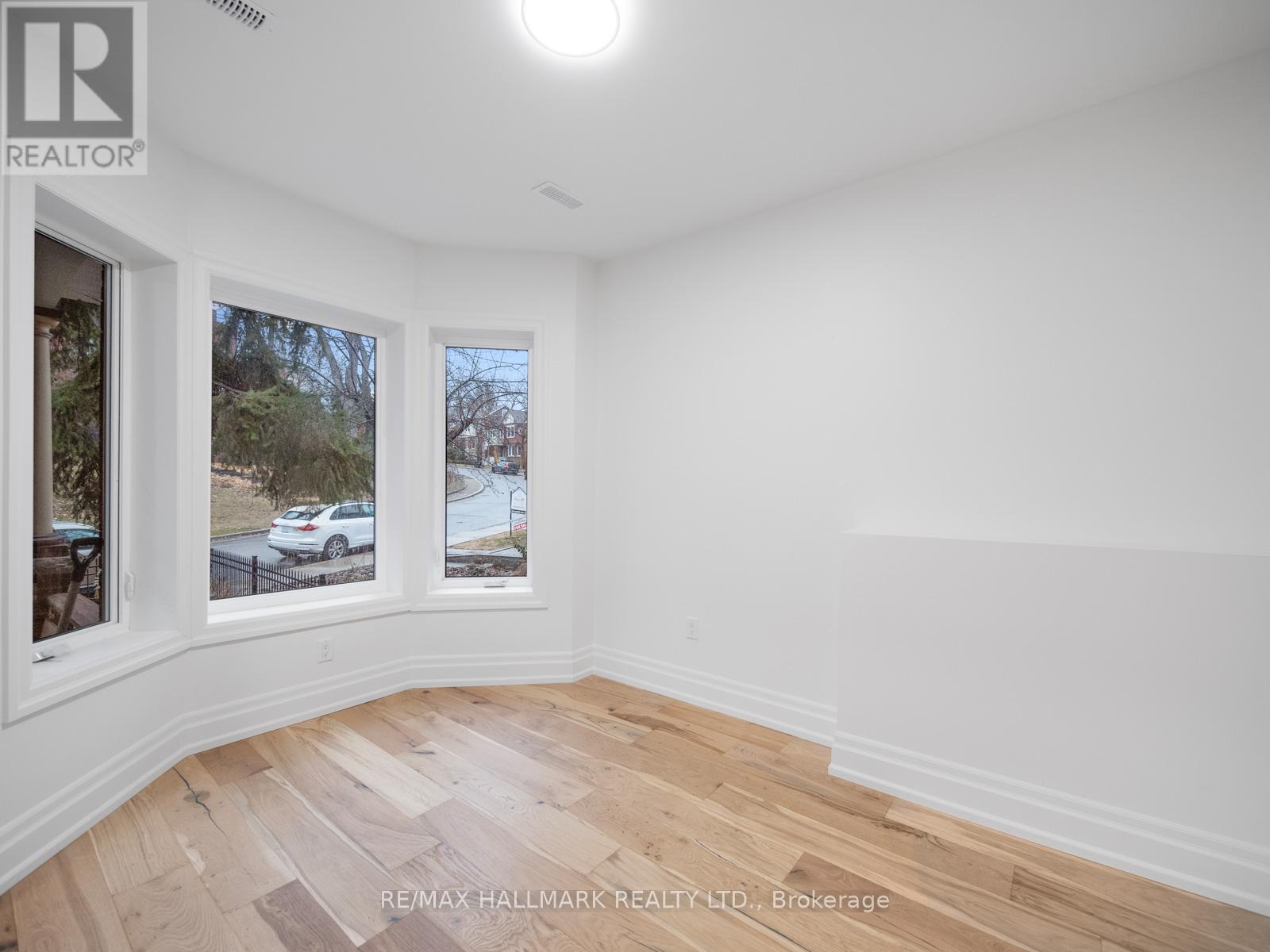 Main - 547 Indian Road, Toronto (High Park North), Ontario  M6P 2B9 - Photo 16 - W12142392