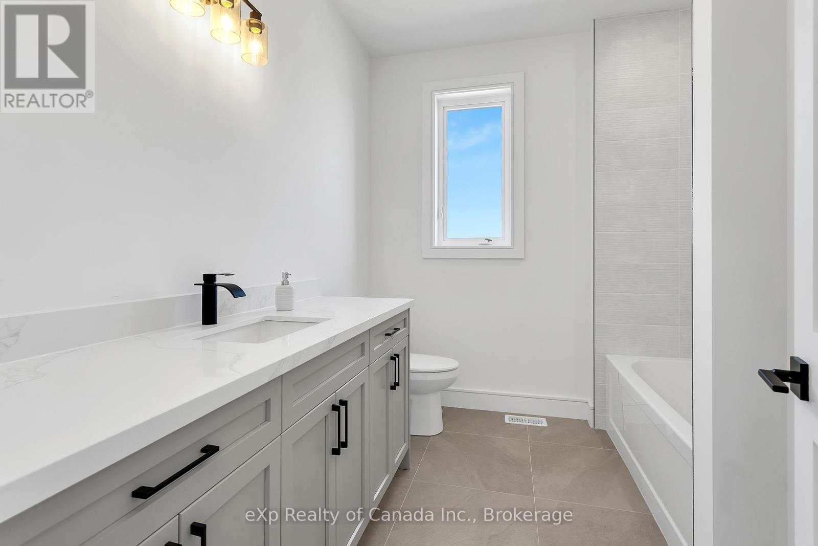 9 Clover Lane, Norwich, Ontario  N0J 1R0 - Photo 43 - X12142464