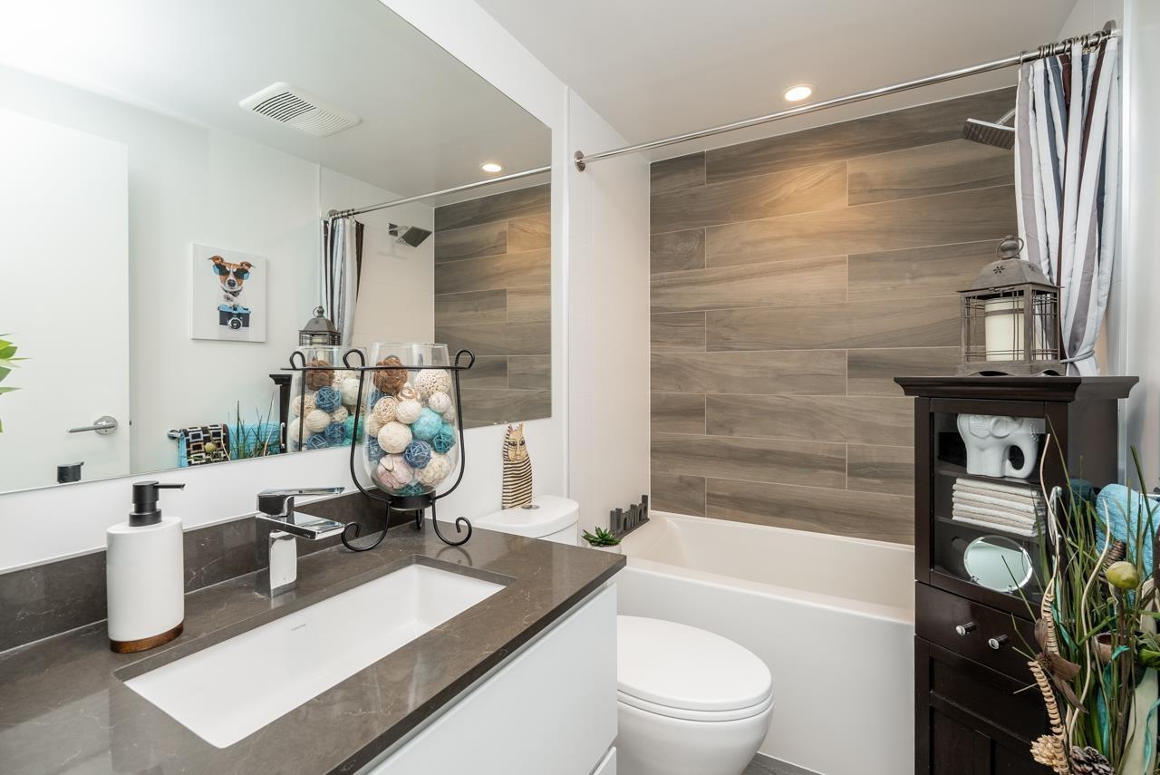 2508 13655 Fraser Highway, Surrey, British Columbia V3T 0P8 - Photo 10 - R3001532