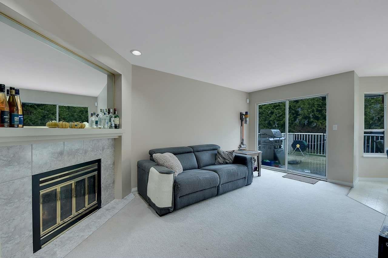 17161 57 Avenue, Surrey, British Columbia  V3W 2V7 - Photo 4 - R2977605