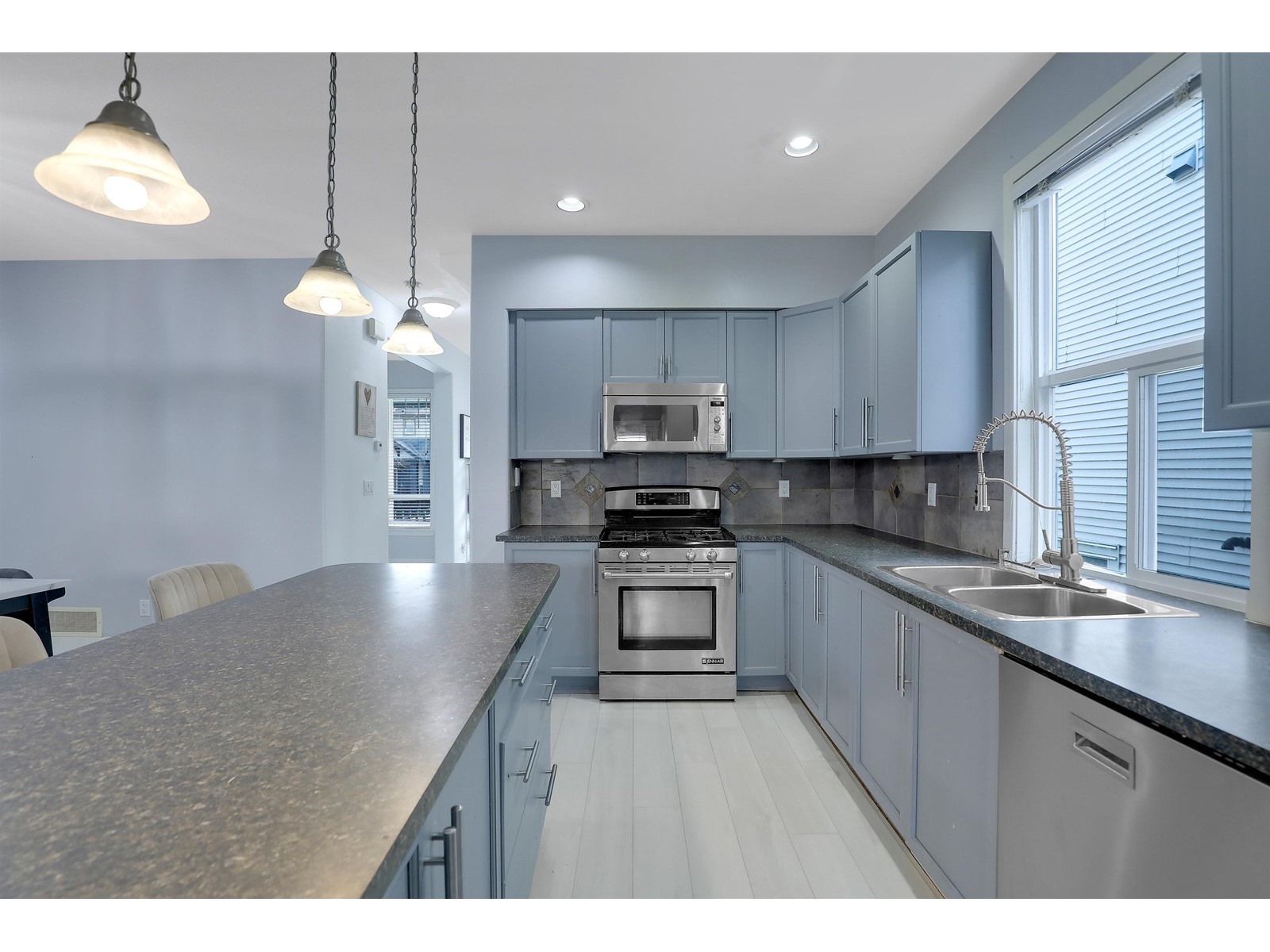 16515 60 Avenue, Surrey, British Columbia  V3S 1S7 - Photo 11 - R2986619
