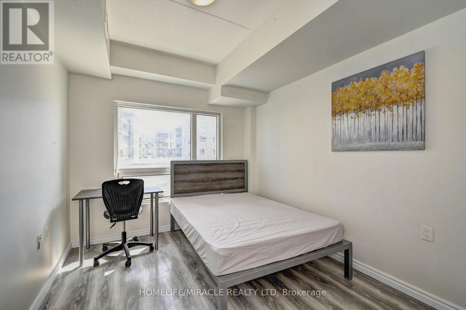 209f - 275 Larch Street, Waterloo, Ontario  N2L 3R2 - Photo 22 - X12142311