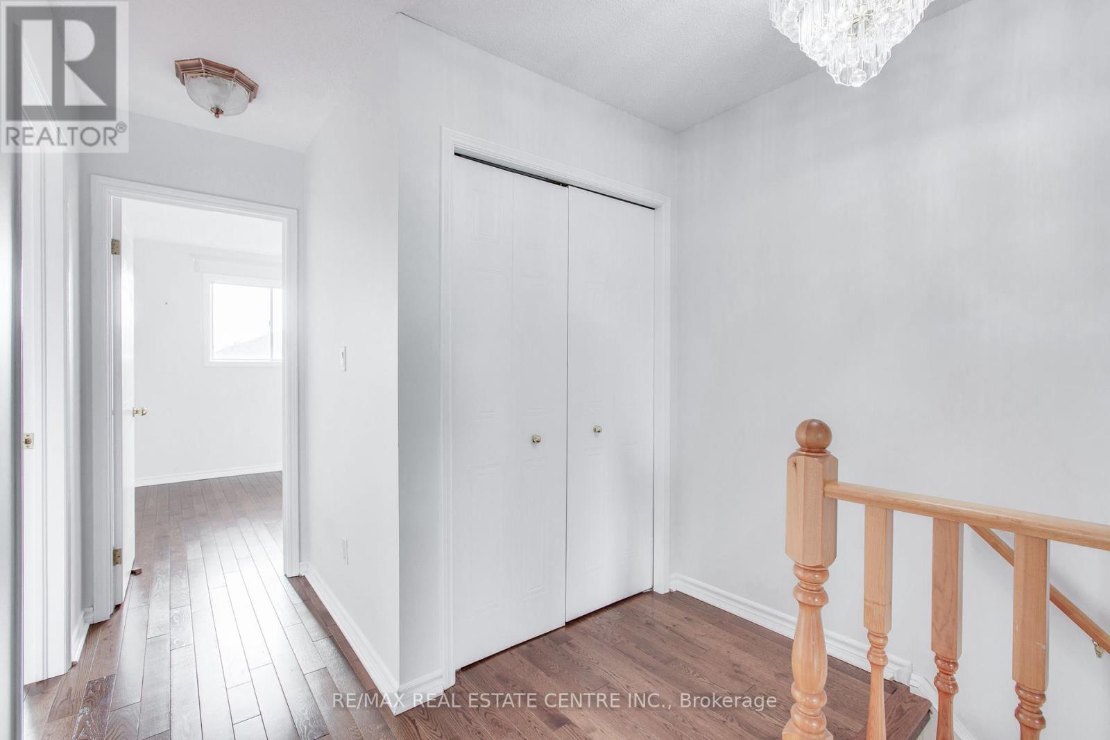 Photo 20 of 39 for 874 Shelborne Street