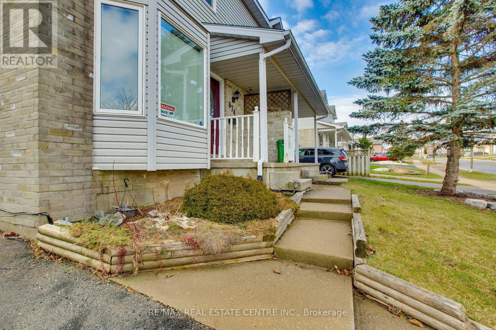 Property at 874 SHELBORNE STREET image 4
