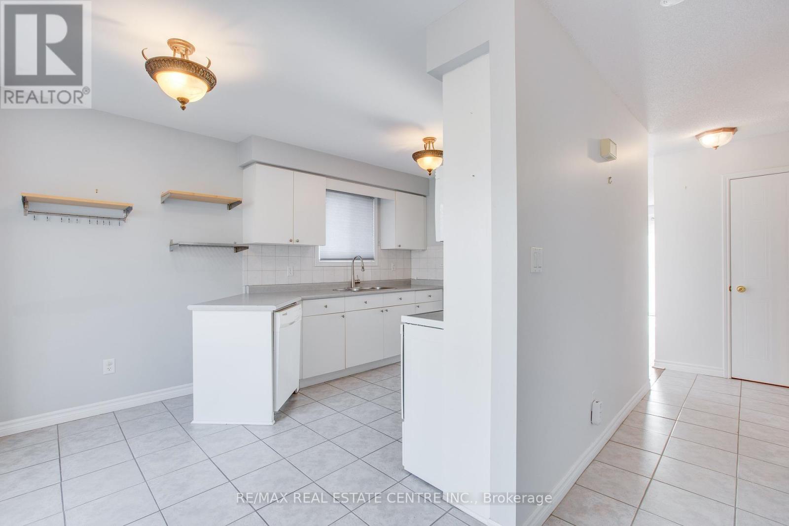 Photo 6 of 39 for 874 Shelborne Street