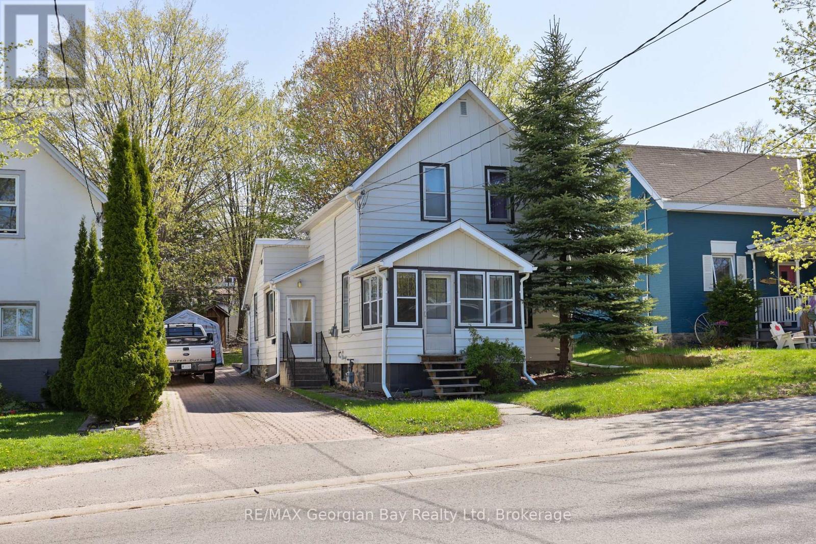 23 MARIA STREET, Penetanguishene, Ontario