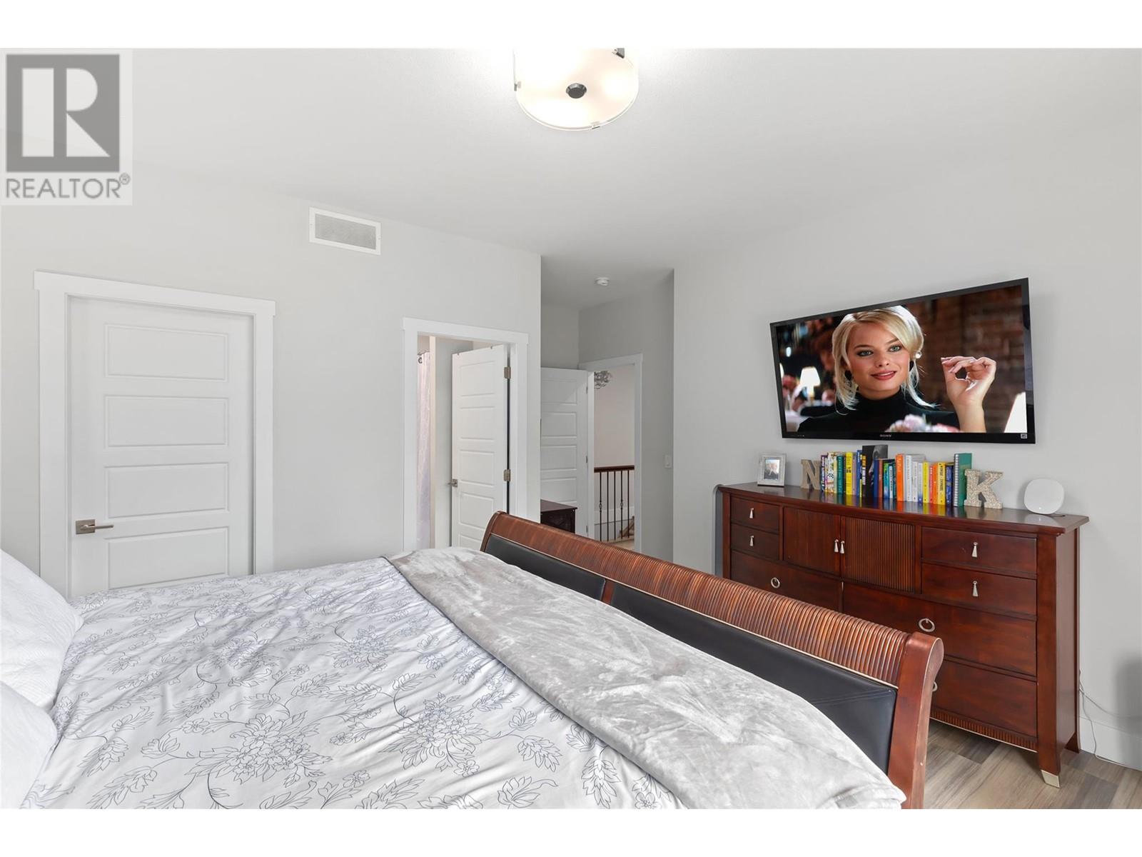 1064 Lawson Avenue, Kelowna, British Columbia  V1Y 6T4 - Photo 18 - 10347487