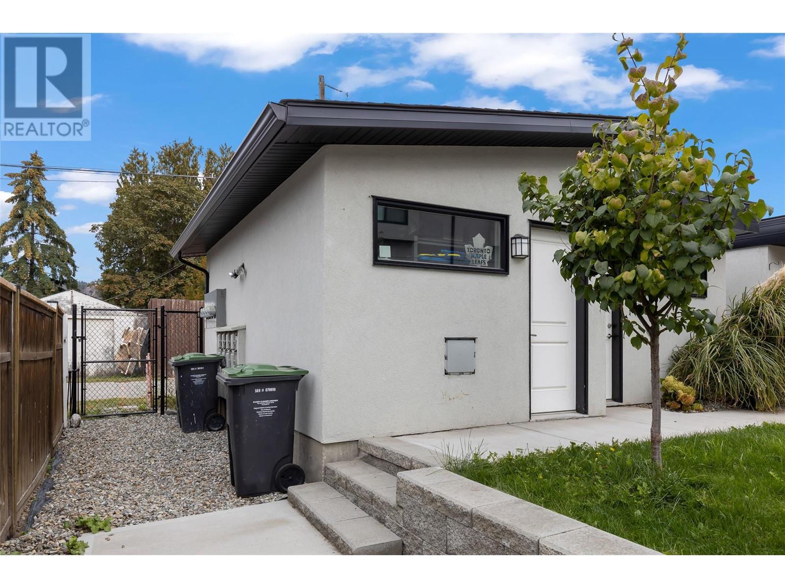 1064 Lawson Avenue, Kelowna, British Columbia  V1Y 6T4 - Photo 30 - 10347487