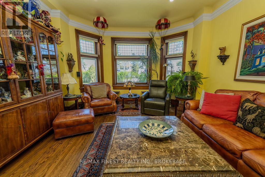 265 Dundas Street W, Greater Napanee (Greater Napanee), Ontario  K7R 2B2 - Photo 8 - X12142616