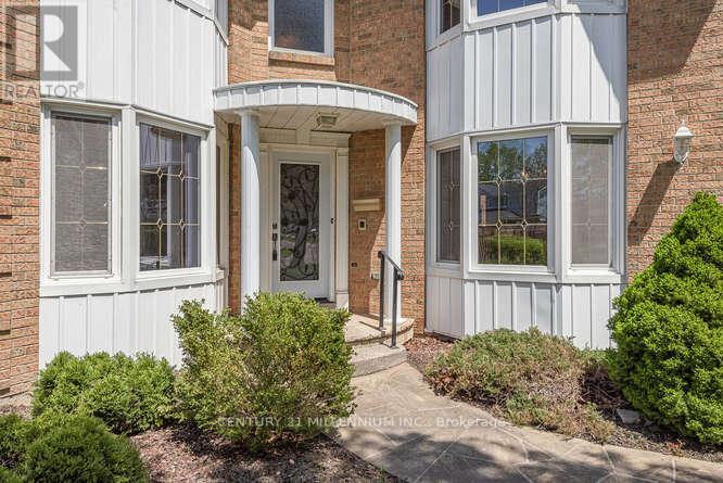 82 Leander Street, Brampton, Ontario  L6S 3M7 - Photo 5 - W12142091