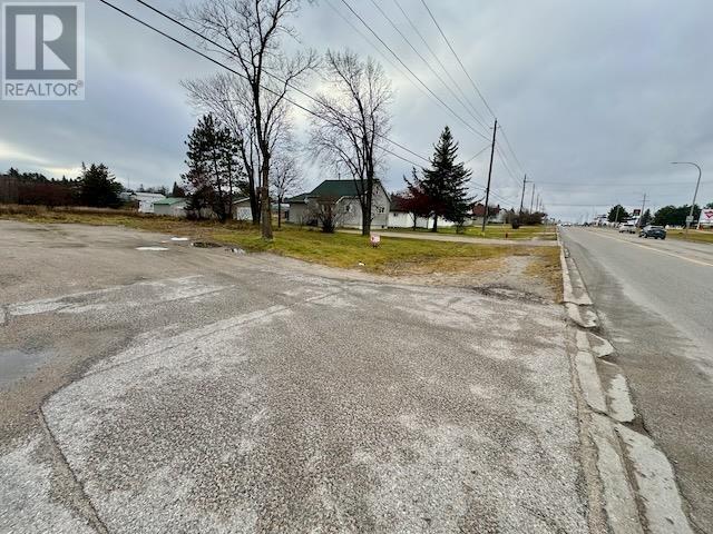 452 Government ST, Dryden, Ontario