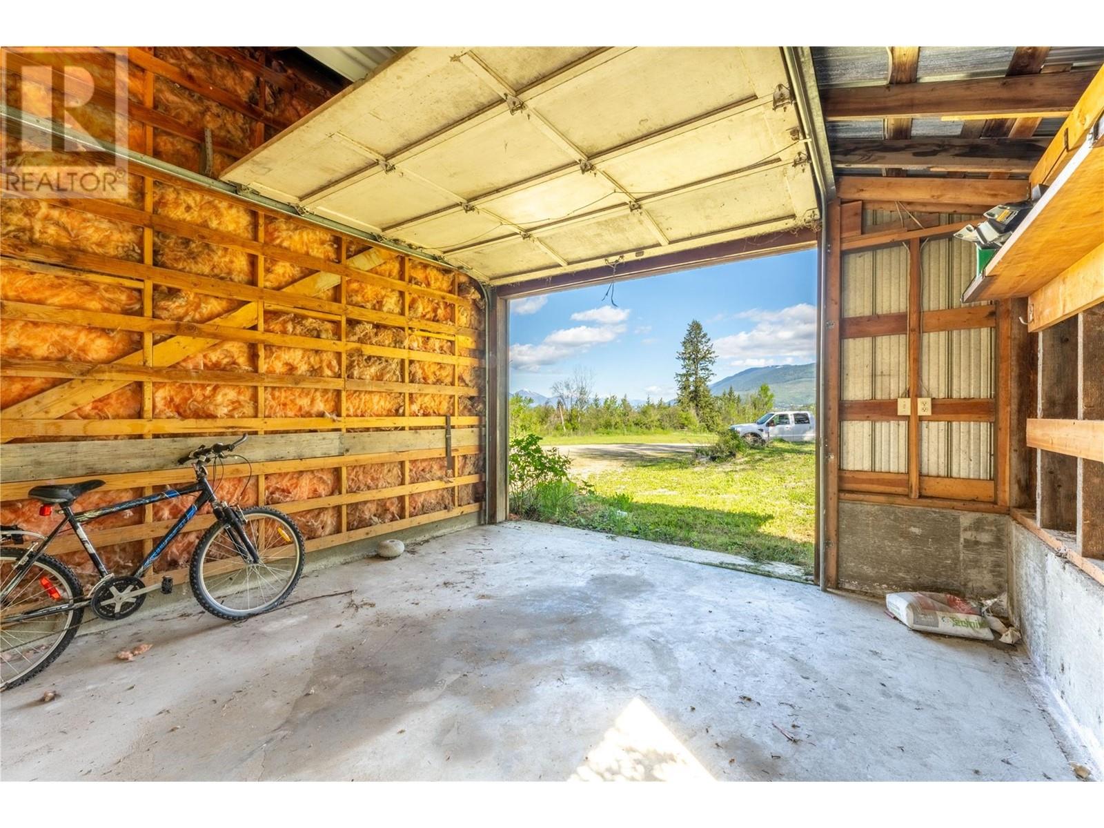 2303 Crusher Road, Creston, British Columbia  V0B 1G8 - Photo 84 - 10347210