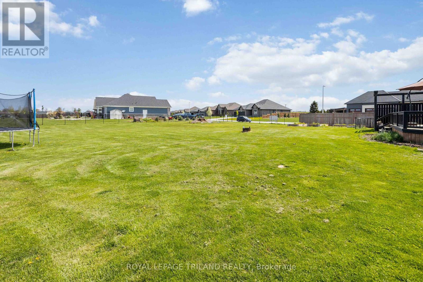 4102 Cullen Drive, Plympton-Wyoming, Ontario  N0N 1J6 - Photo 30 - X12142490