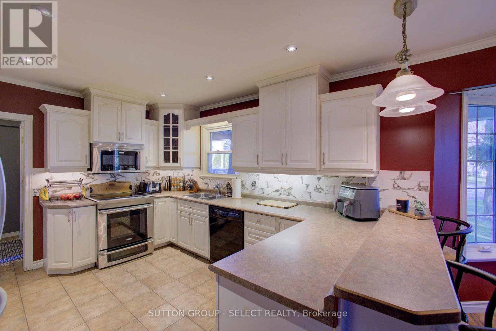 1013 Perth Rd 139 Road, Perth South, Ontario  N0M 1V0 - Photo 8 - X12142557