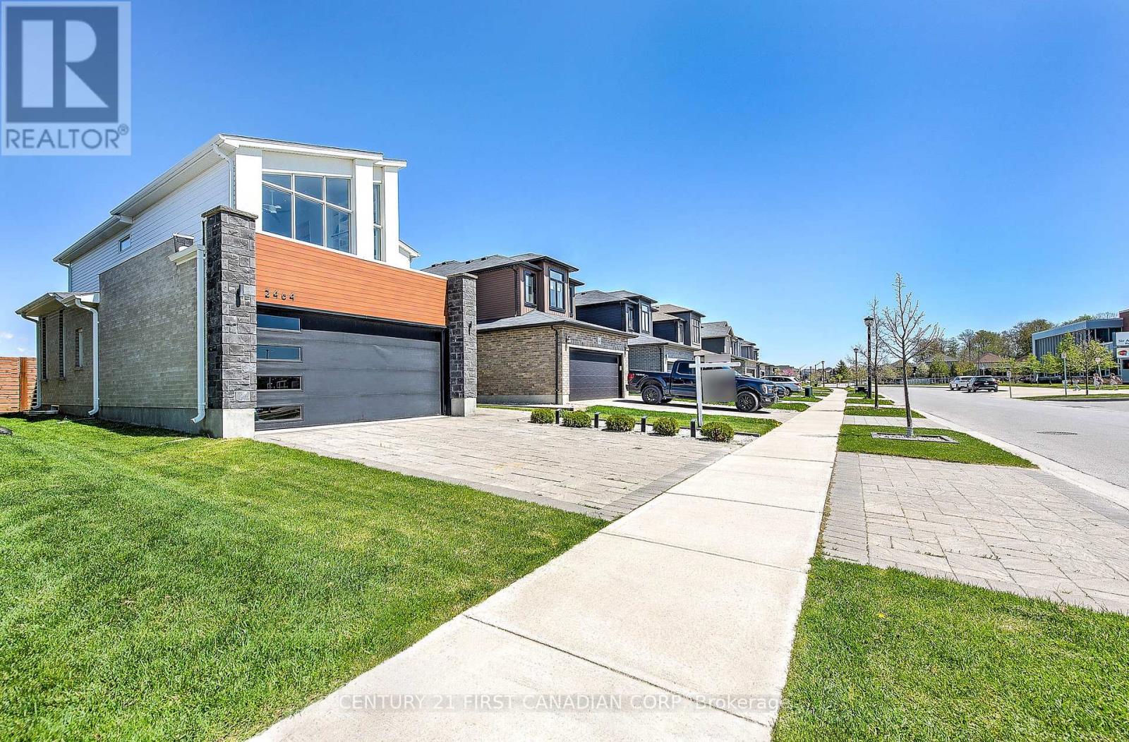2464 Buroak Drive, London North, Ontario  N6G 0L5 - Photo 4 - X12142650