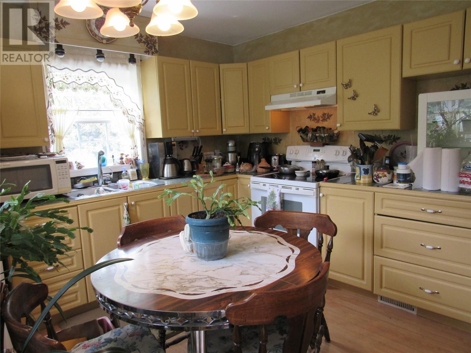 Property at 813 11th Street image 5