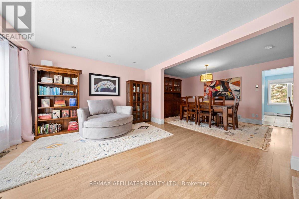 1840 Summerfields Crescent, Ottawa, Ontario  K1C 7B7 - Photo 13 - X12081852
