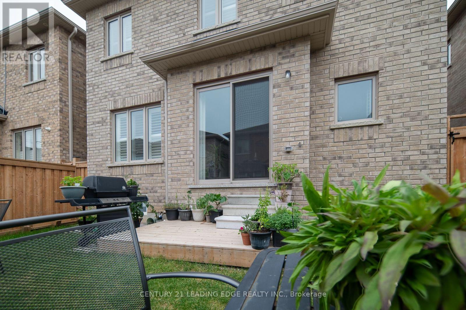 4090 Channing Crescent, Oakville, Ontario  L6H 3R3 - Photo 37 - W12142263