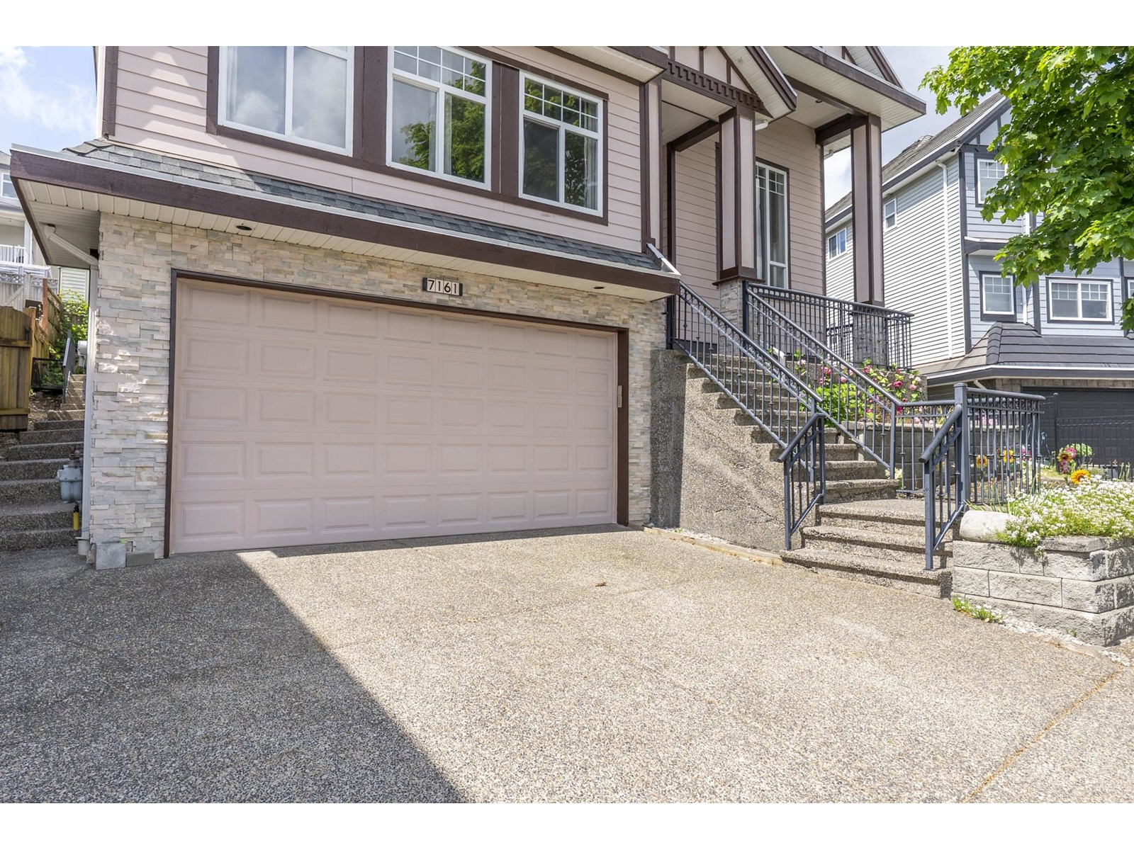 7161 151 Street, Surrey, British Columbia  V3S 7Y8 - Photo 2 - R3001560