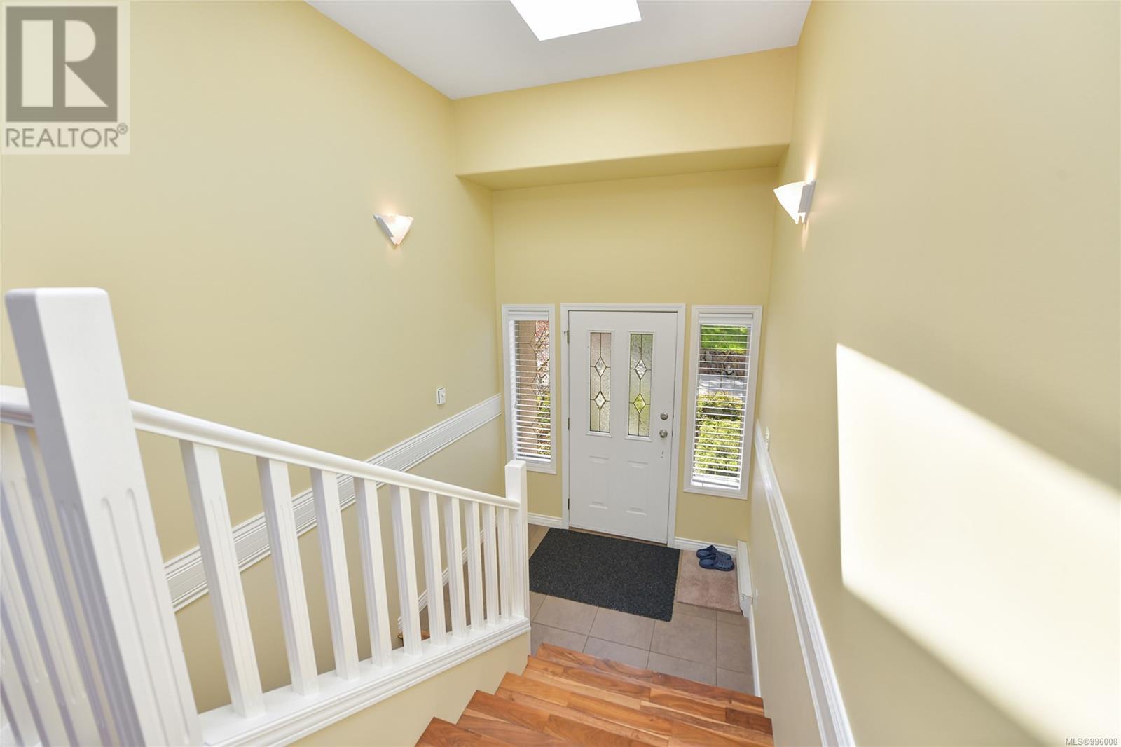 Property at 3980 Helen Rd image 3