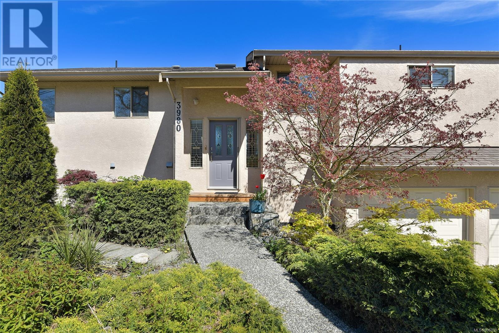 Property at 3980 Helen Rd image 2