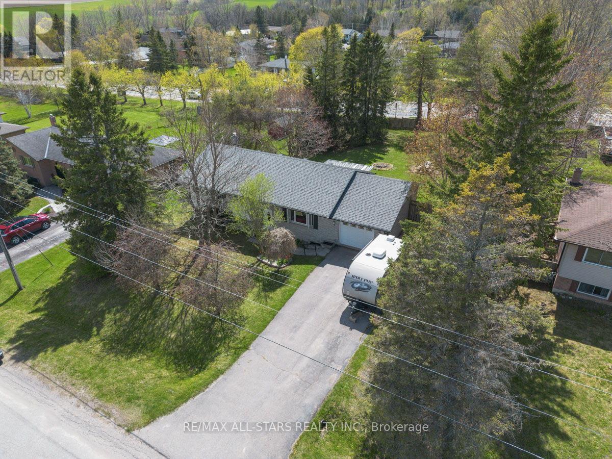 Property at 14 IANSON DRIVE image 3