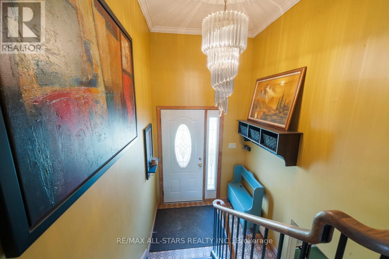 Property at 14 IANSON DRIVE image 4