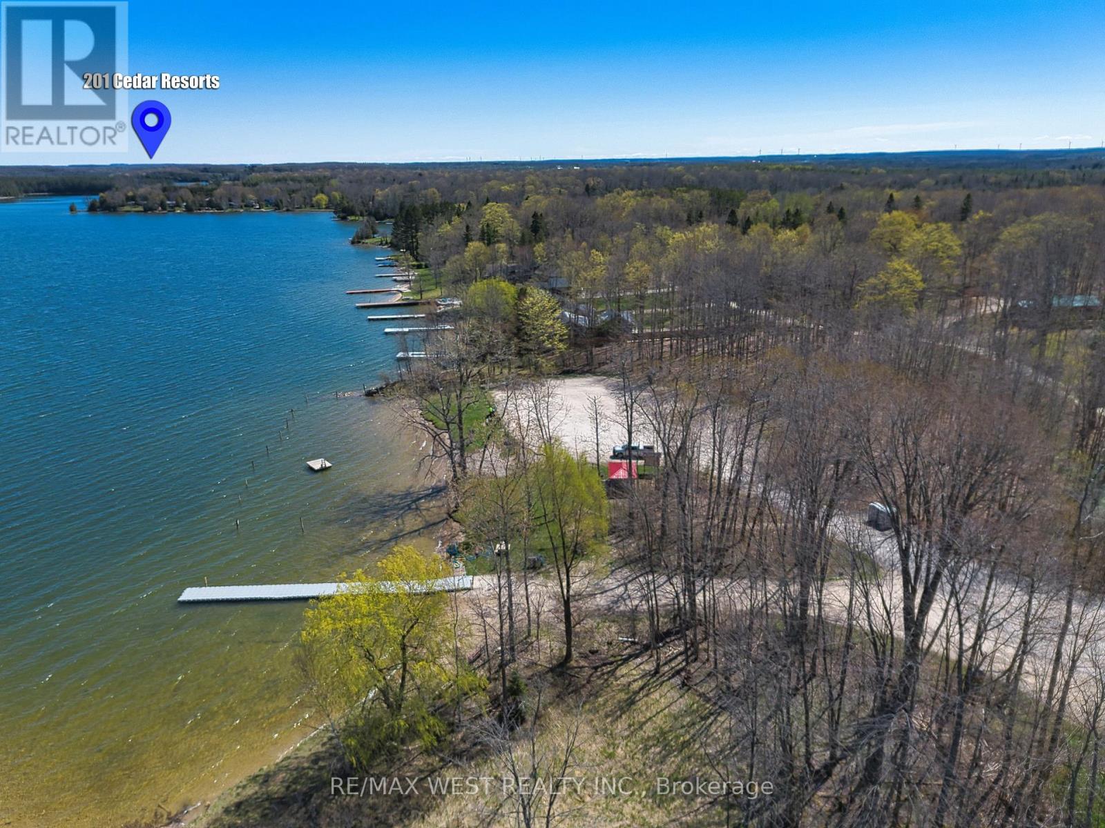 201 CEDARS RESORT LANE, Grey Highlands, Ontario
